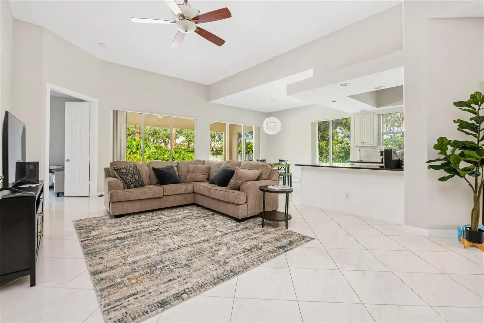 8019 Nevis Place, Wellington FL 33414 photo 4