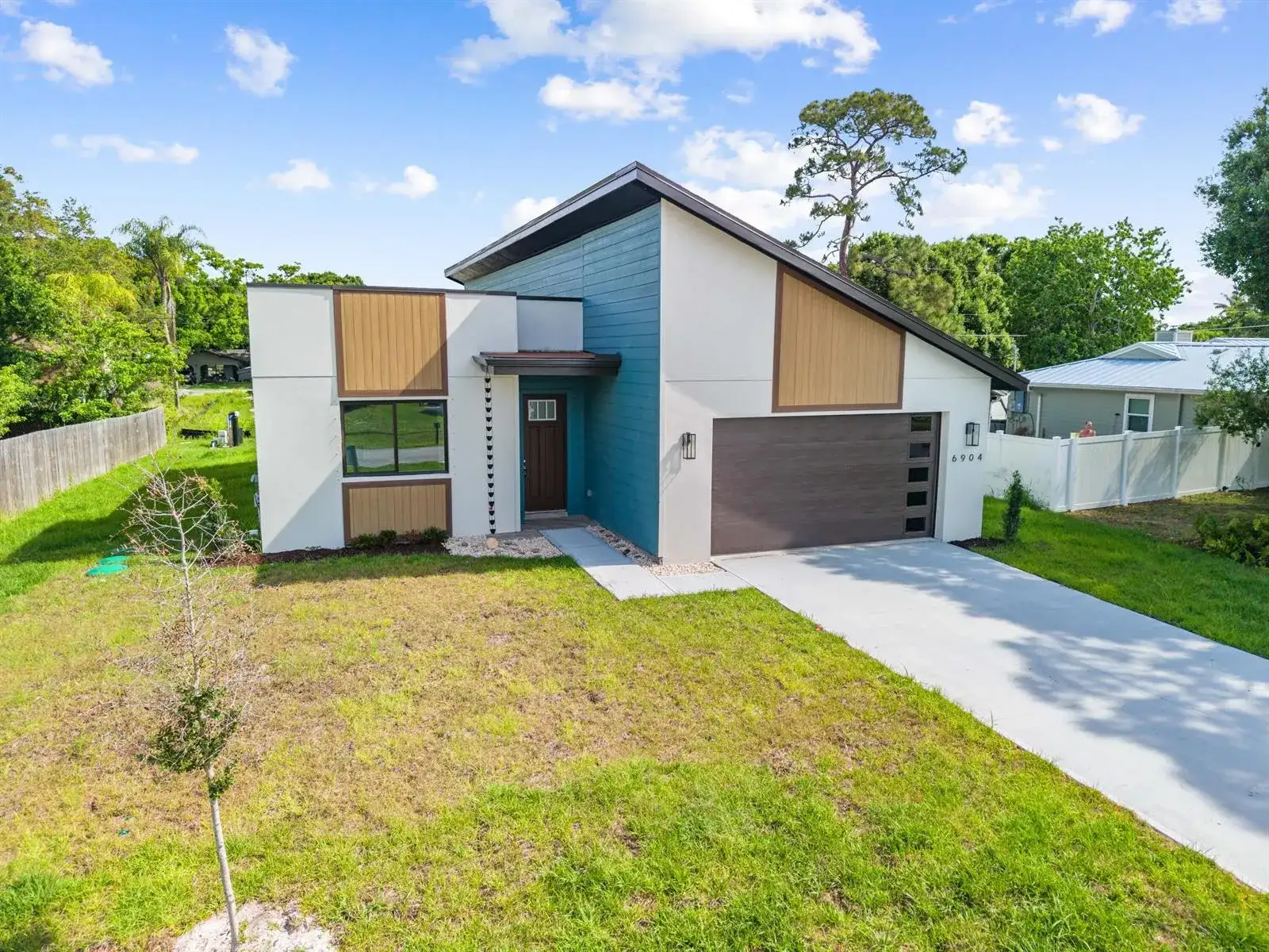 6904 Salerno Road, Fort Pierce FL 34951 photo 2
