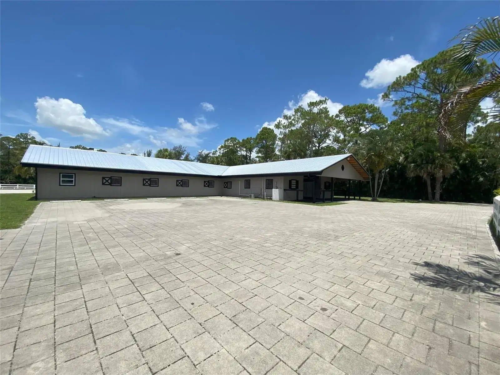2315 Deer Run Boulevard, Loxahatchee FL 33470 photo 4