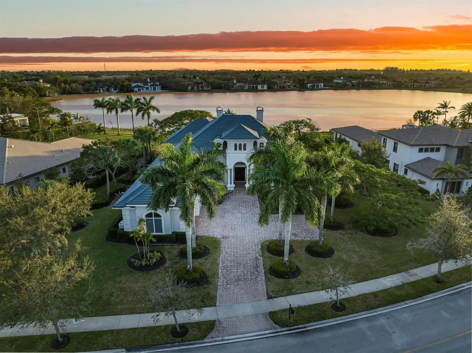 3111 Lake Ridge Lane, Weston FL 33332