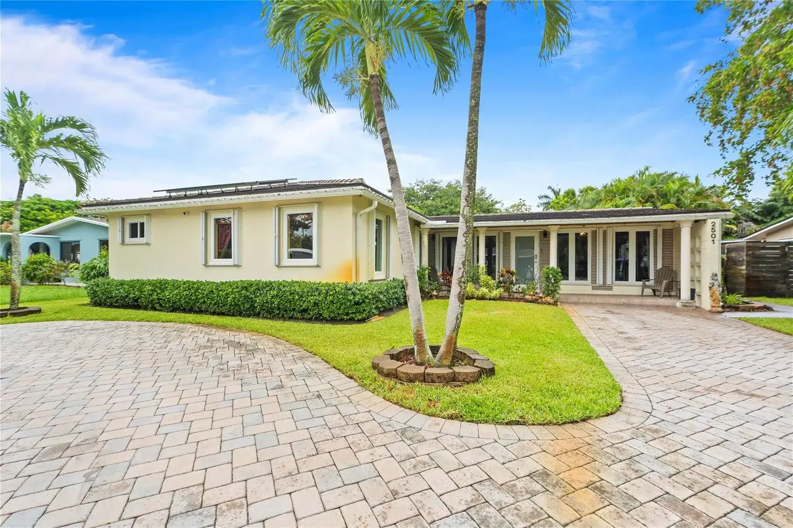 2501 NW 8th Avenue, Wilton Manors FL 33311 photo 4