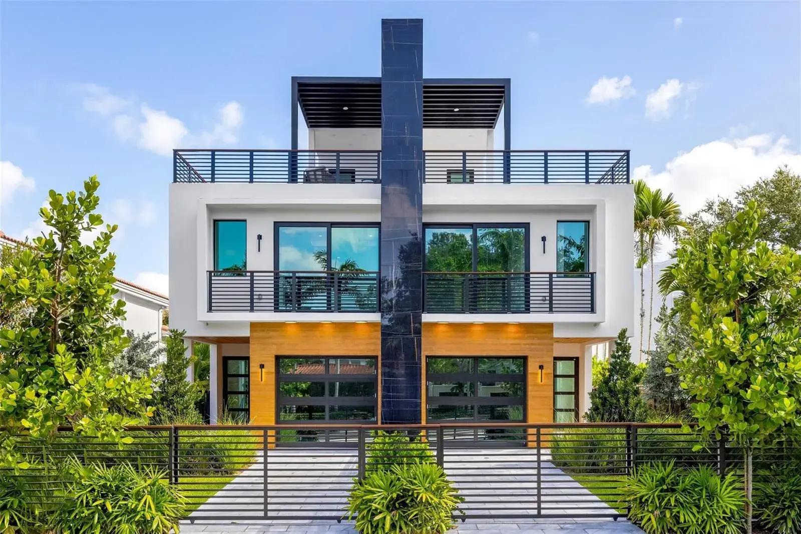 1621 E Broward Boulevard, Fort Lauderdale FL 33301