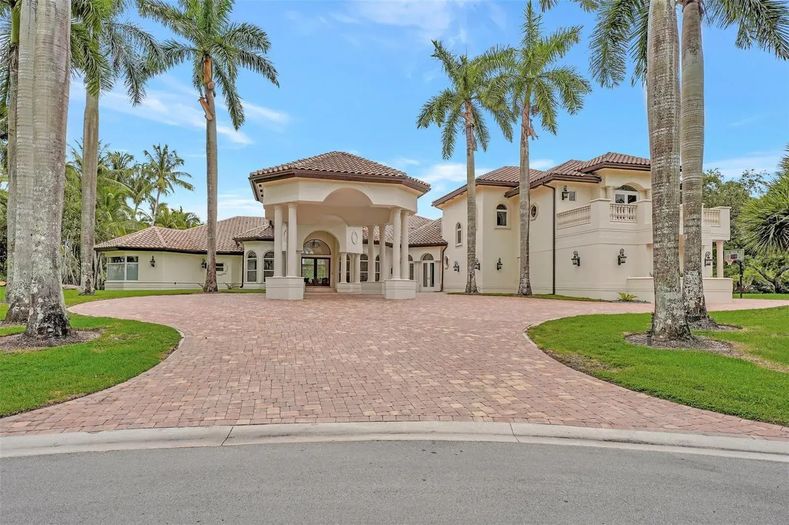 3440 Stallion Lane, Weston FL 33331
