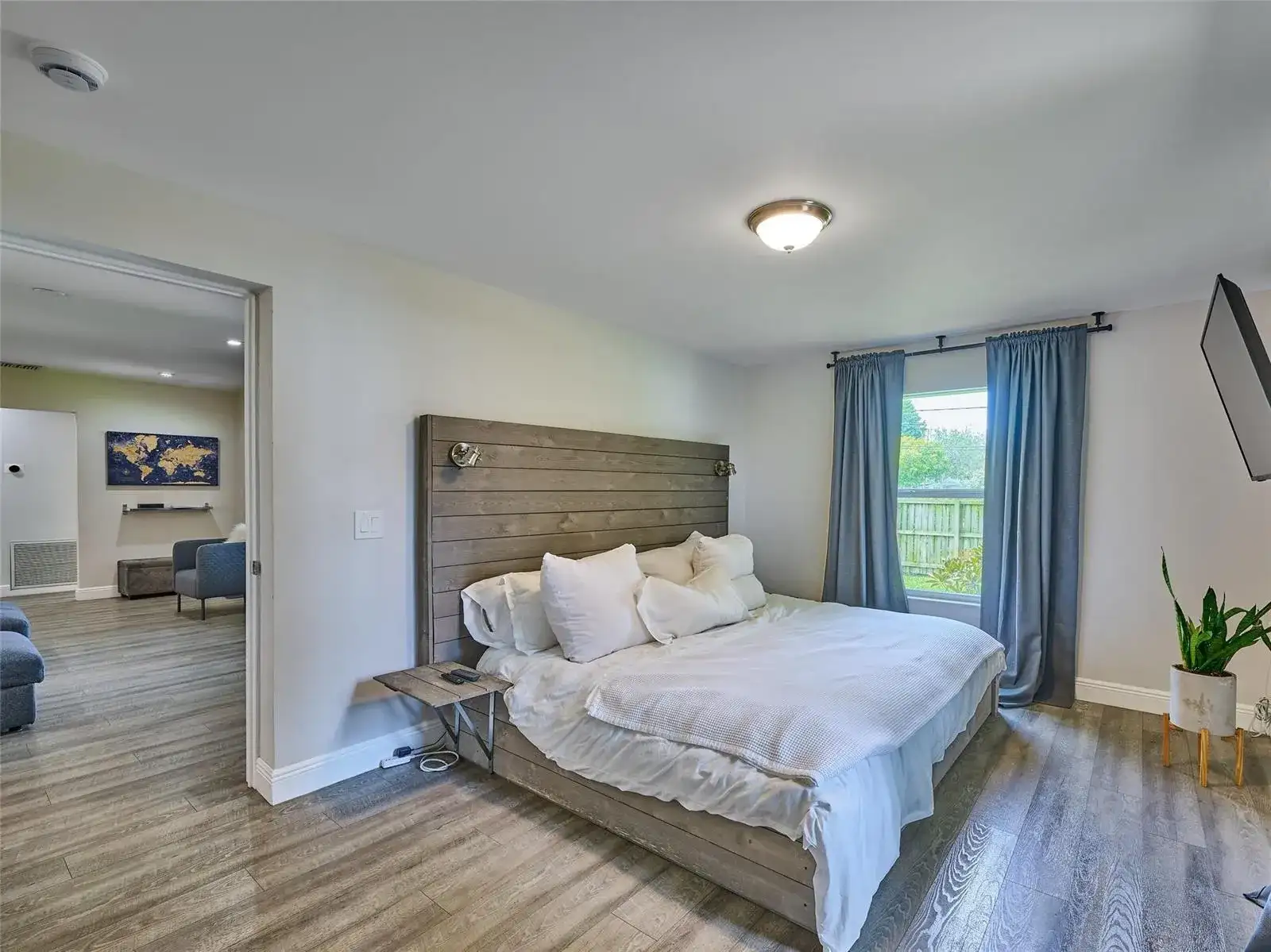 801 NE 15th Street, Fort Lauderdale FL 33304 photo 4