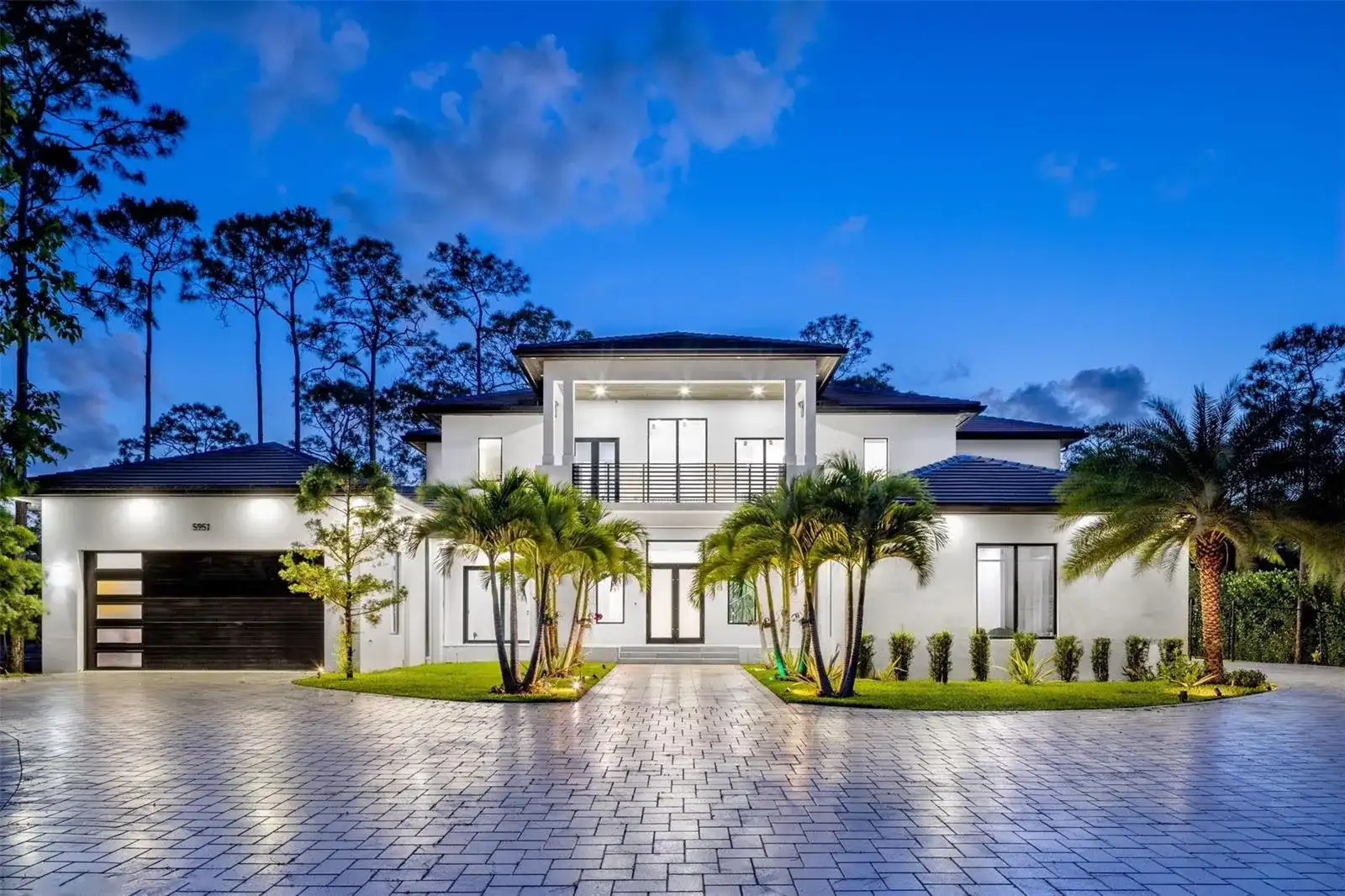 5951 NW 72 Way, Parkland FL 33067