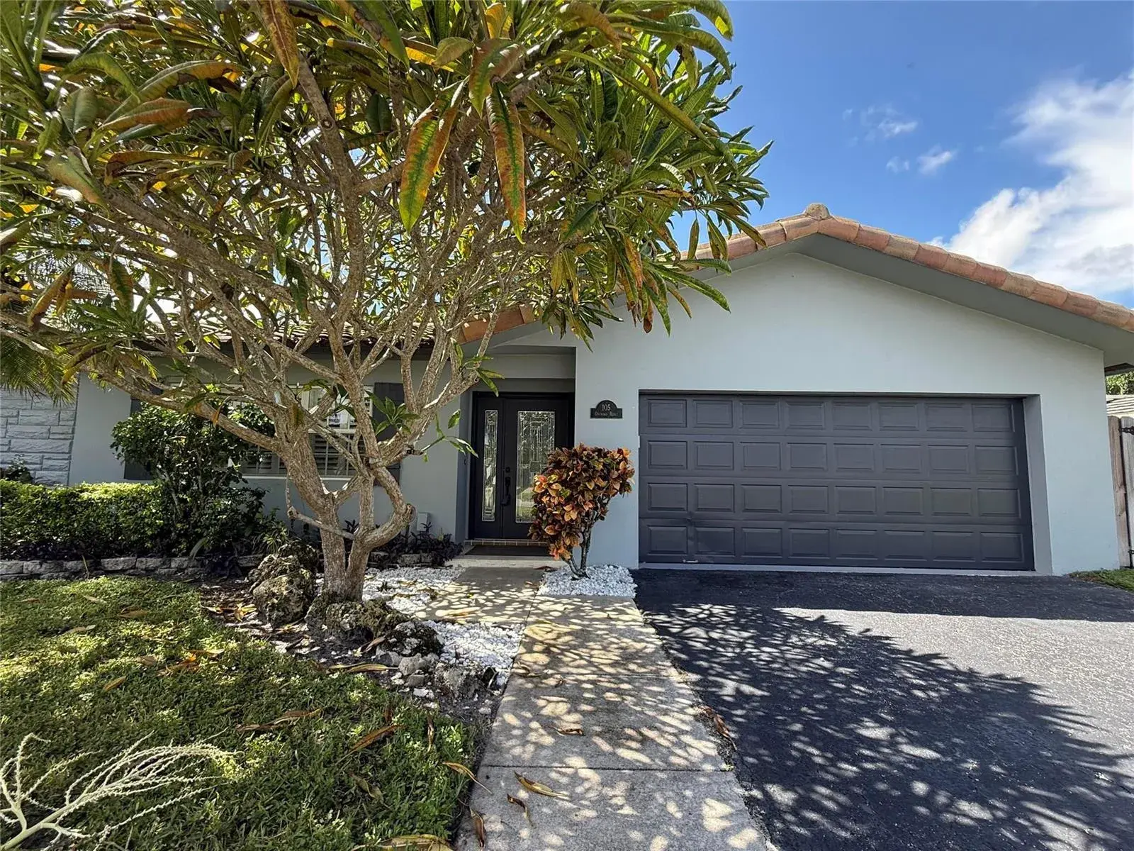 105 Orchard Ridge Lane, Boca Raton FL 33431 photo 2