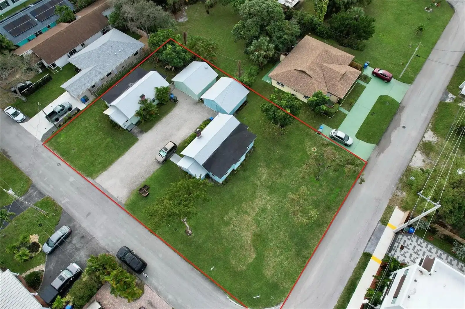 1338 - 1384 NE - 1384 35th Street, Oakland Park FL 33334