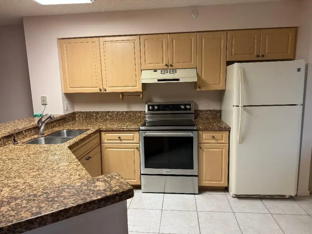 2205 S Cypress Bend Drive # 307, Pompano Beach FL 33069 photo 2