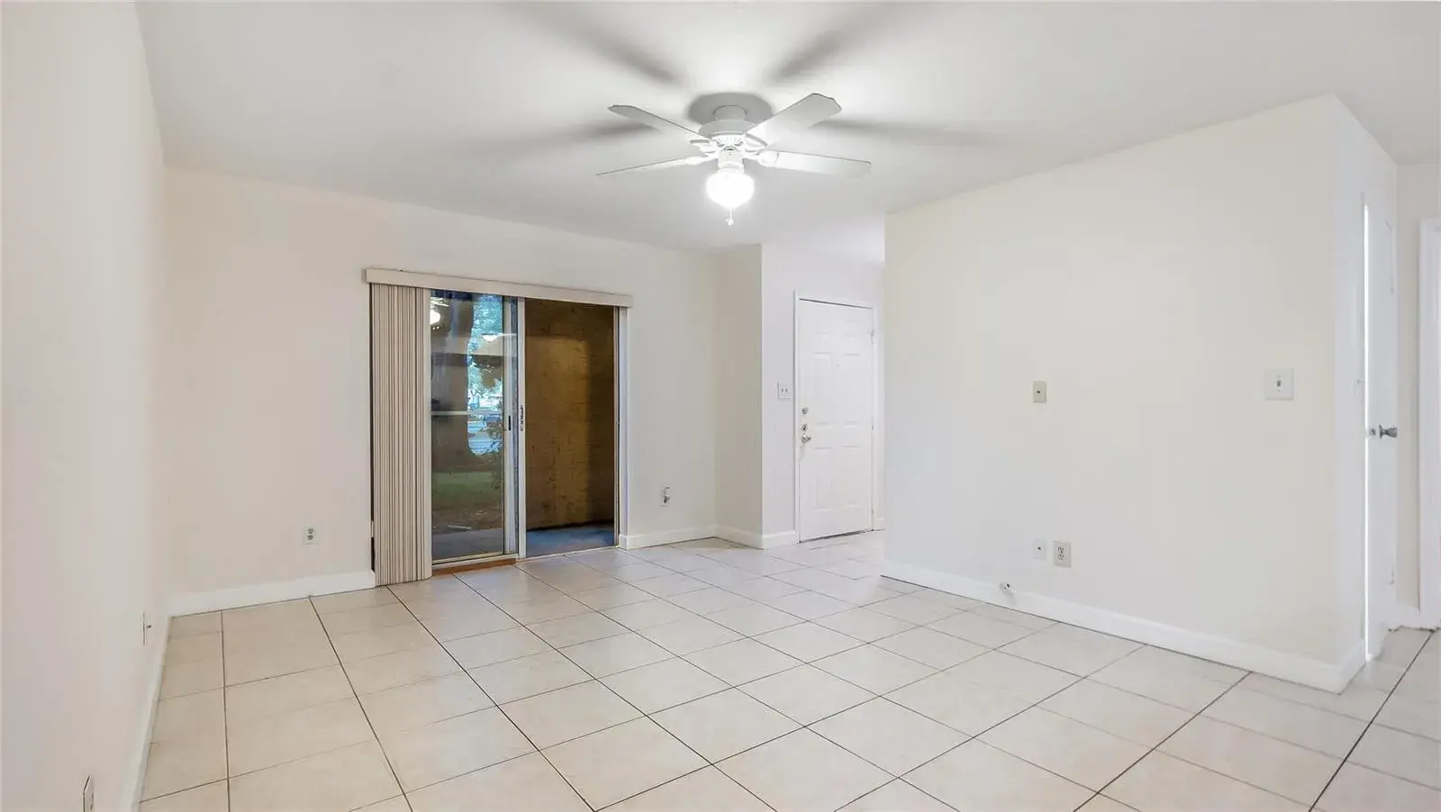 875 Riverside Drive # 717, Coral Springs FL 33071