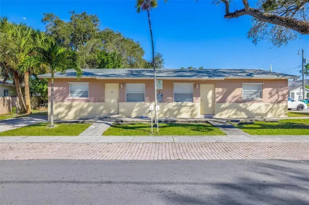 6 SW 7th Avenue, Dania Beach FL 33004