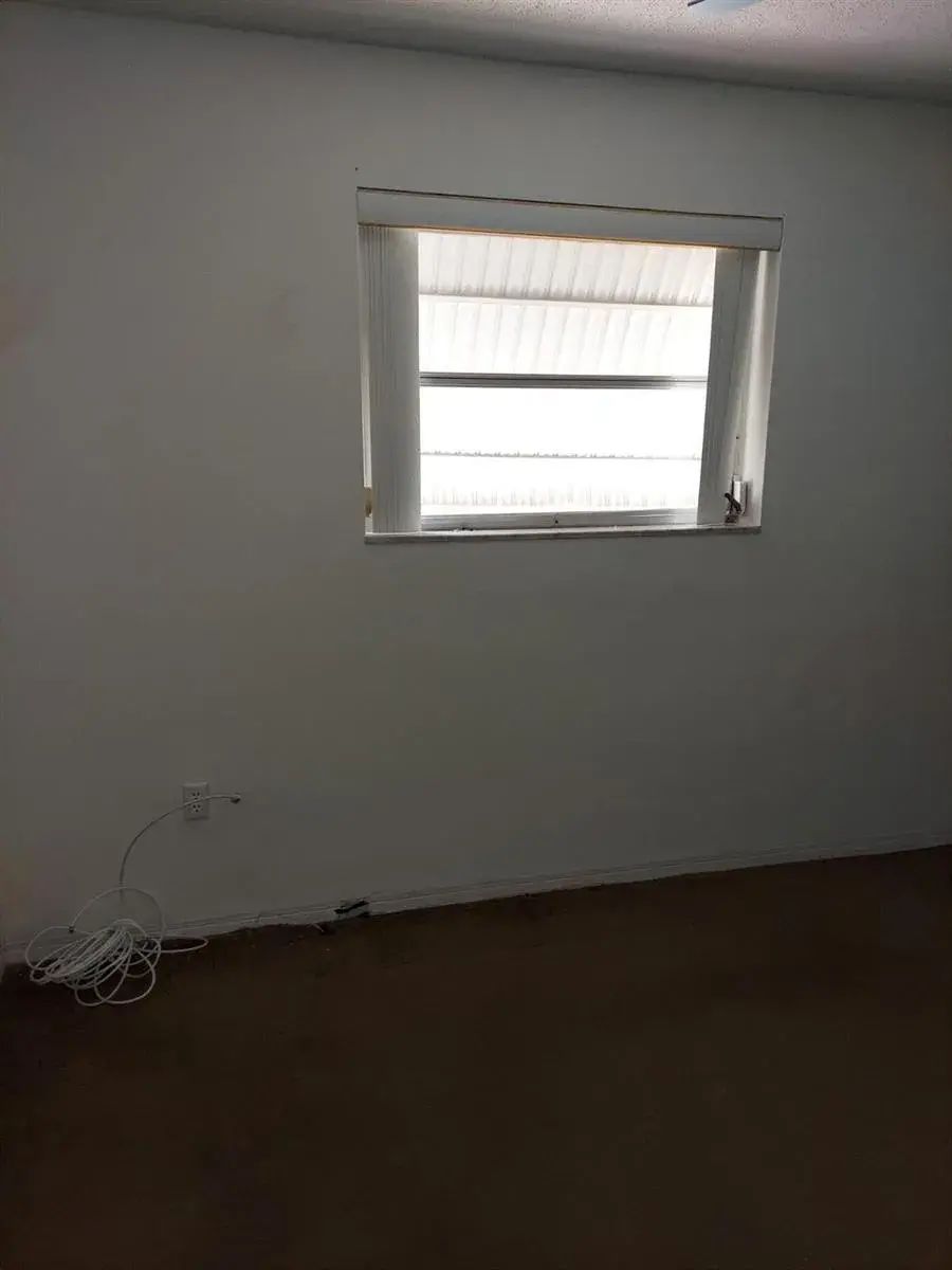 1011 NW 45th Court, Fort Lauderdale FL 33309