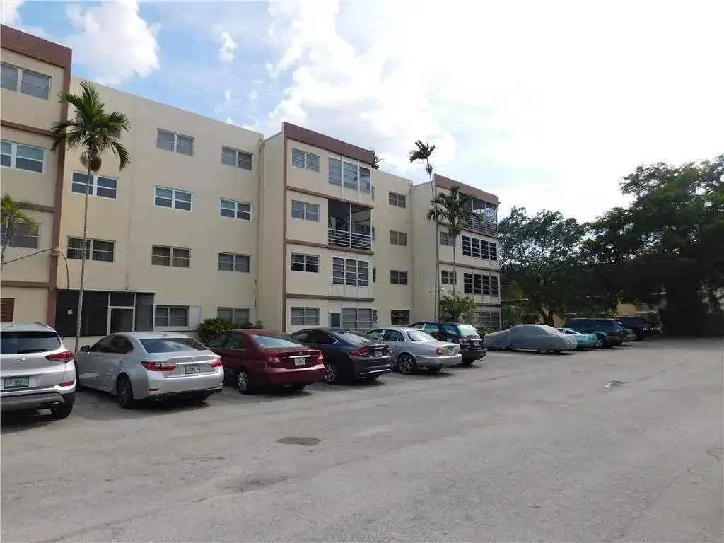 4047 NW 16th Street # 406, Fort Lauderdale FL 33313 photo 2