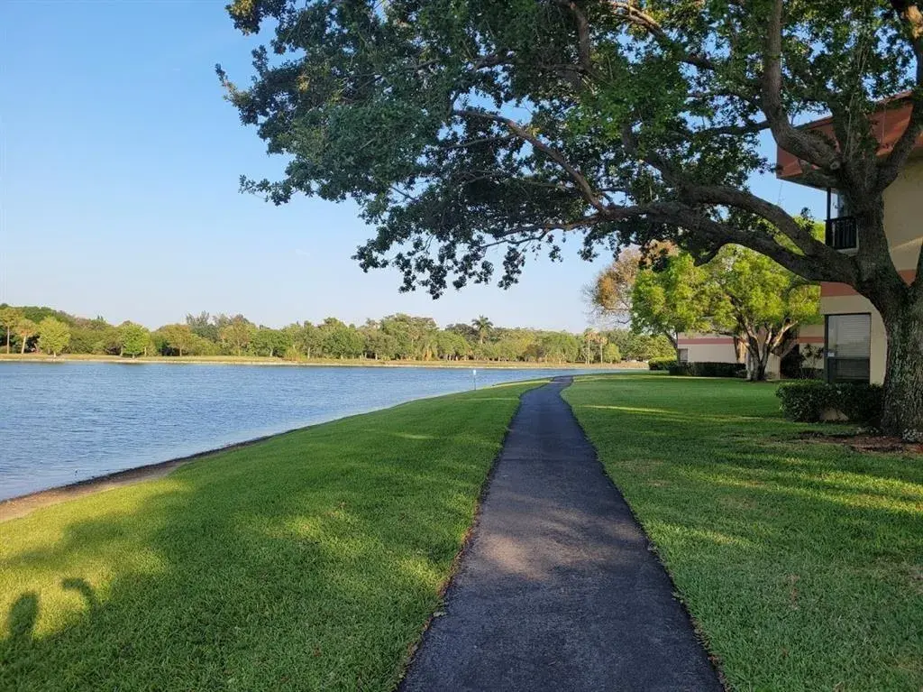 2744 S Carambola Circle # 1919, Coconut Creek FL 33066