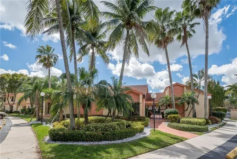 2744 S Carambola Circle # 1919, Coconut Creek FL 33066