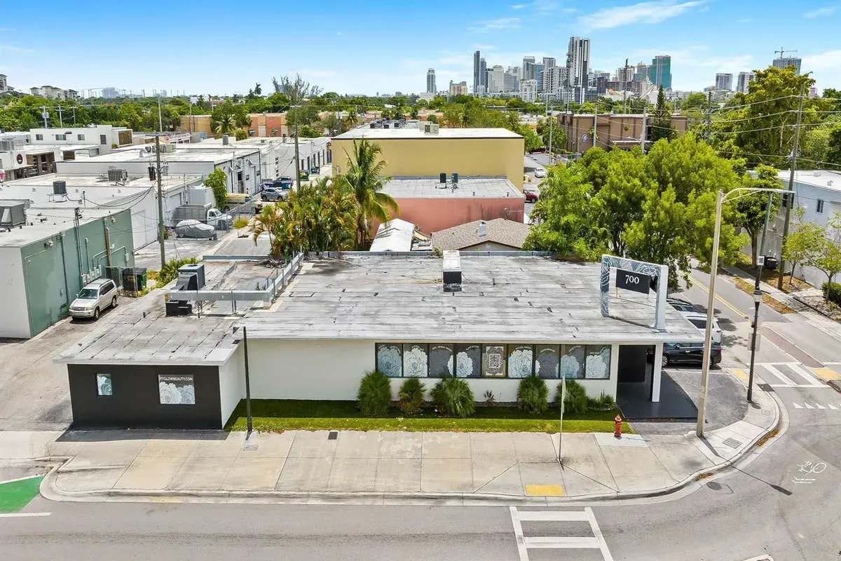 700 NE 13th Street, Fort Lauderdale FL 33304
