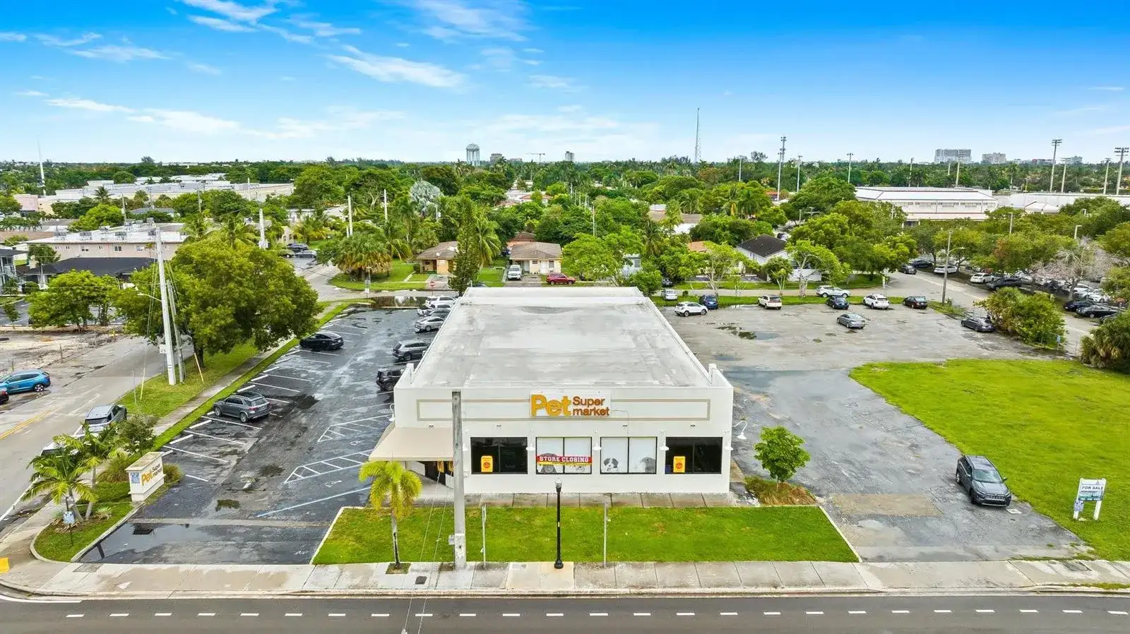 2111 N Federal Highway, Hollywood FL 33020 photo 2