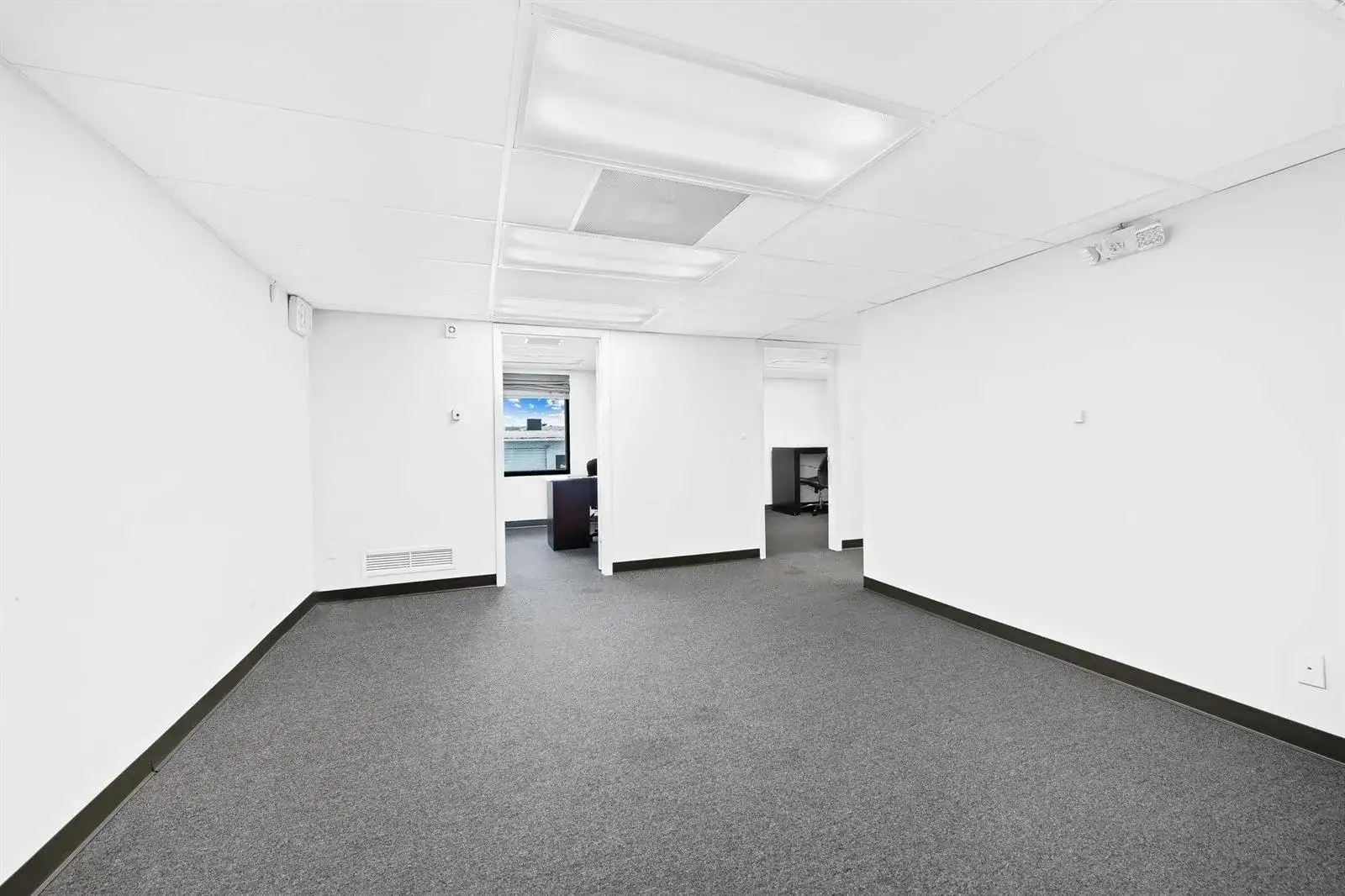 1231 NE 8th Avenue, Fort Lauderdale FL 33304 photo 4