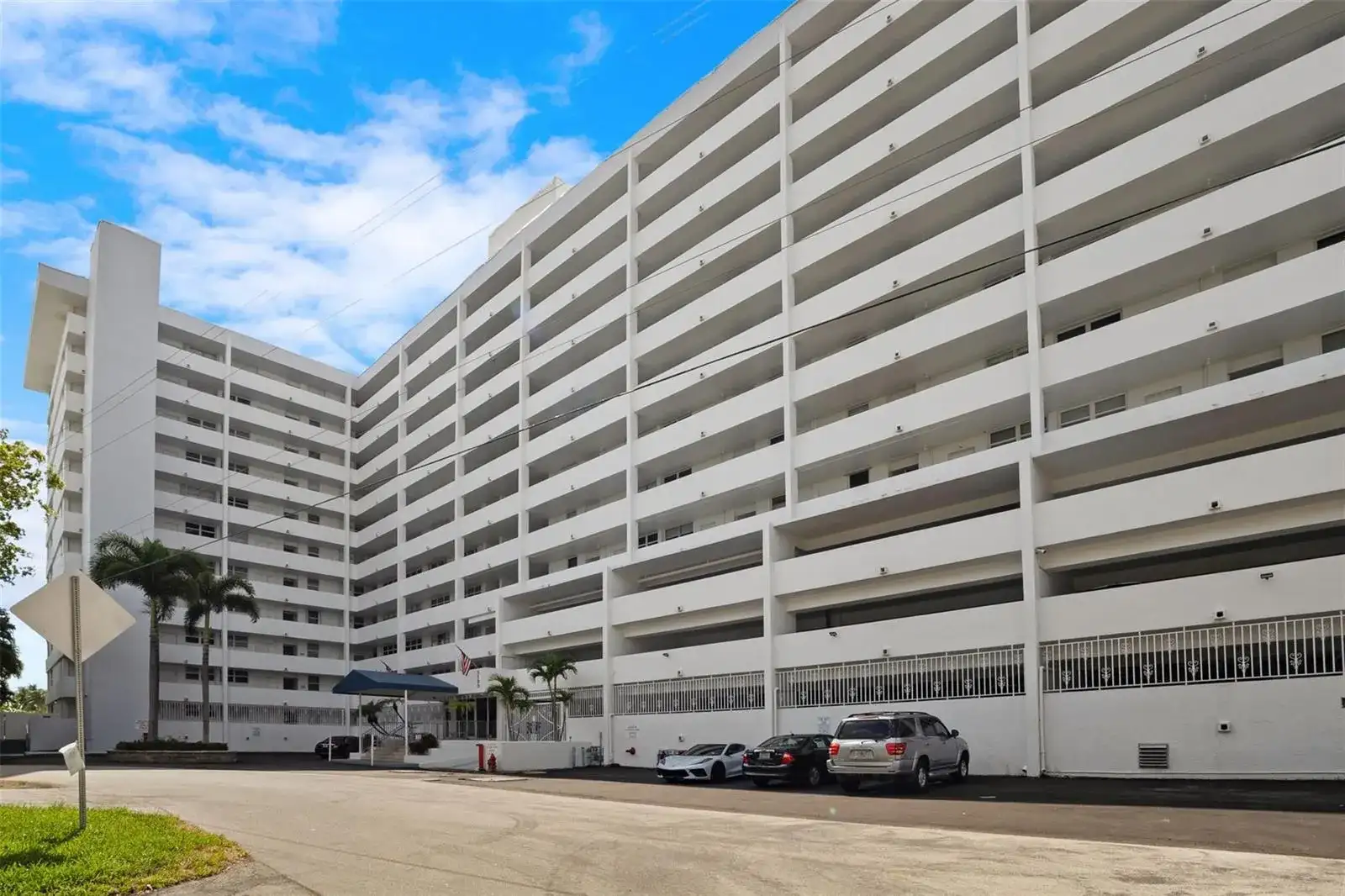 3100 NE 49th Street # 1105, Fort Lauderdale FL 33308 photo 2