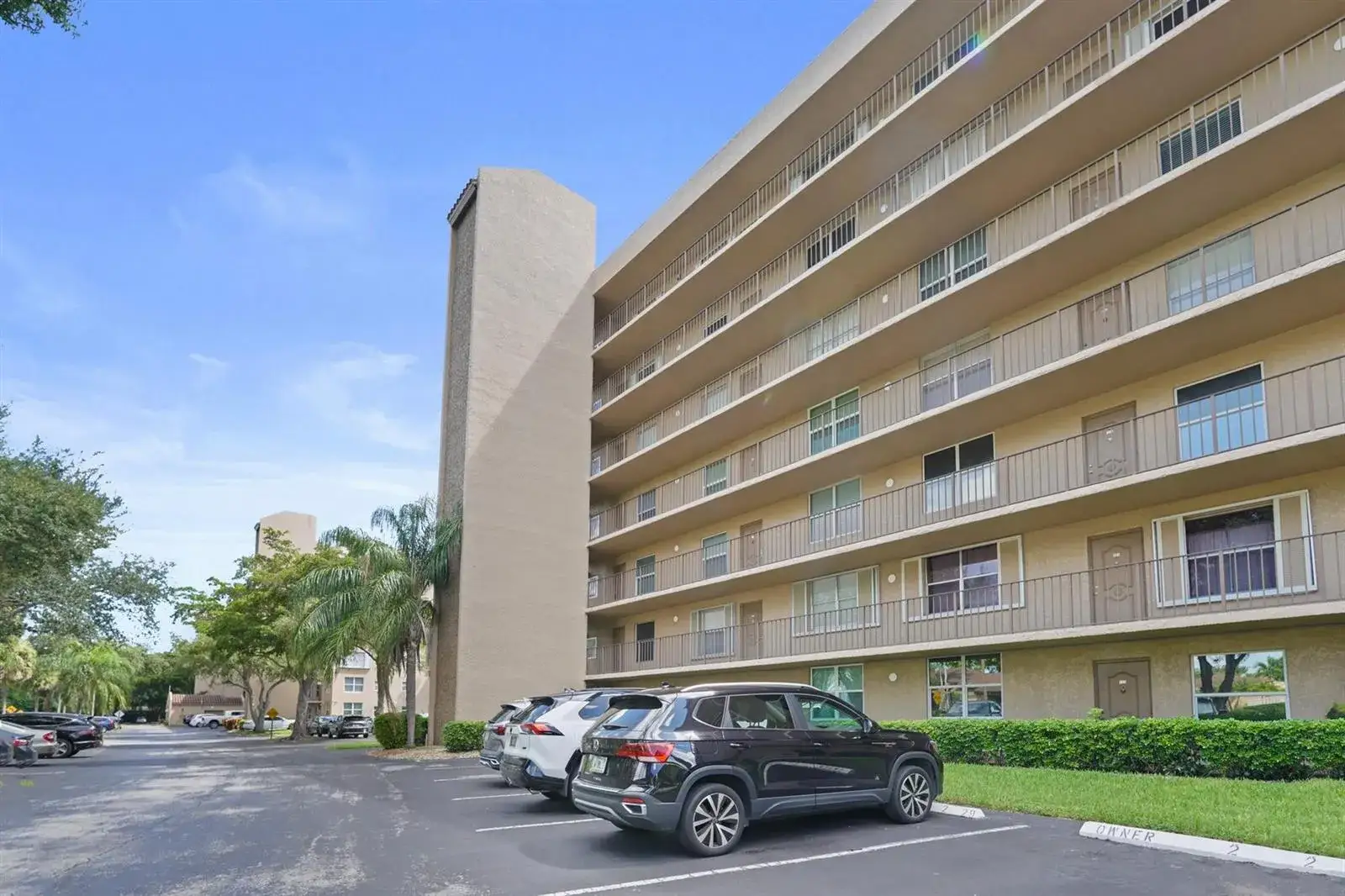 4550 NW 18th Avenue # 301, Deerfield Beach FL 33064