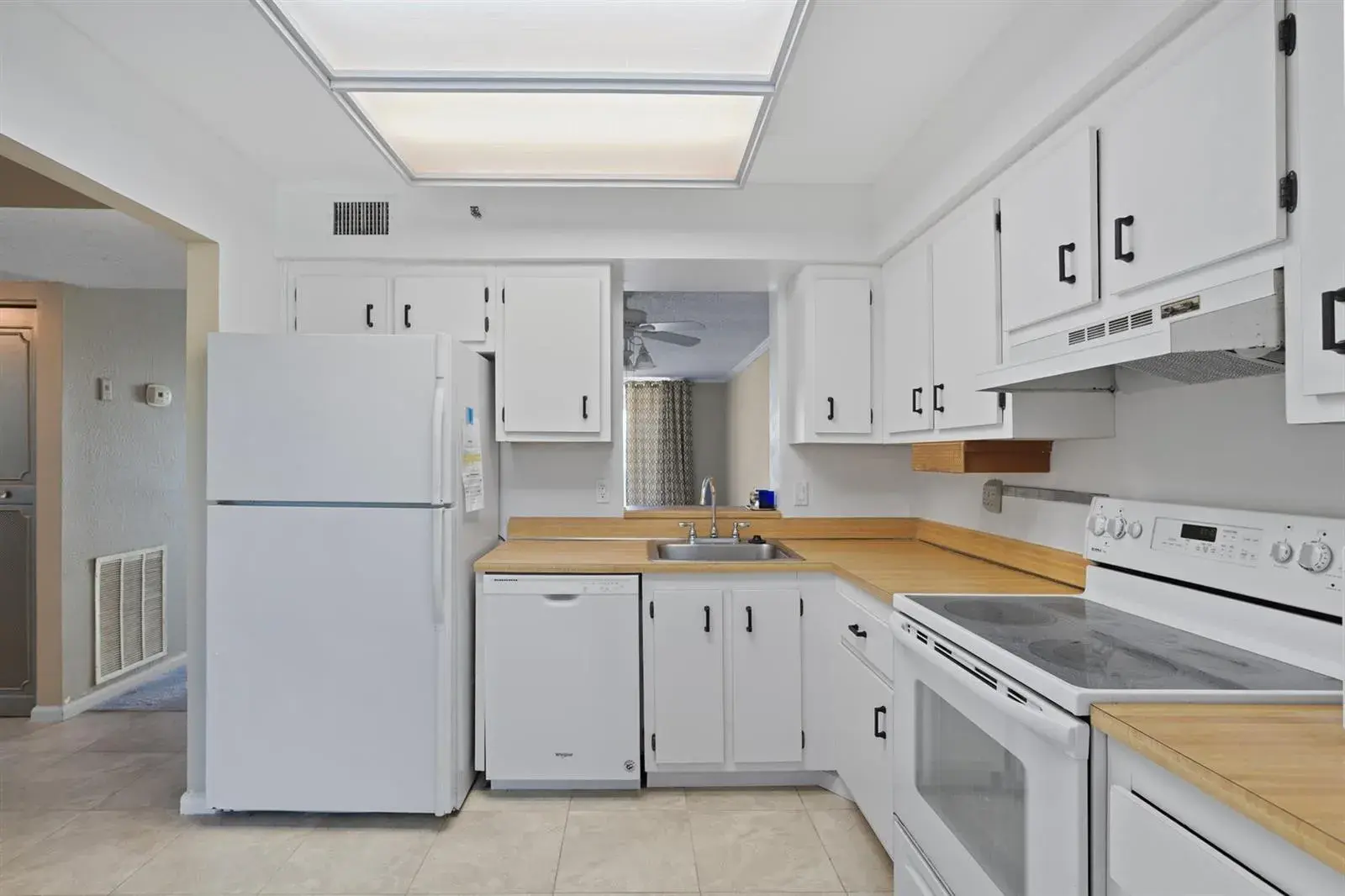 4550 NW 18th Avenue # 301, Deerfield Beach FL 33064