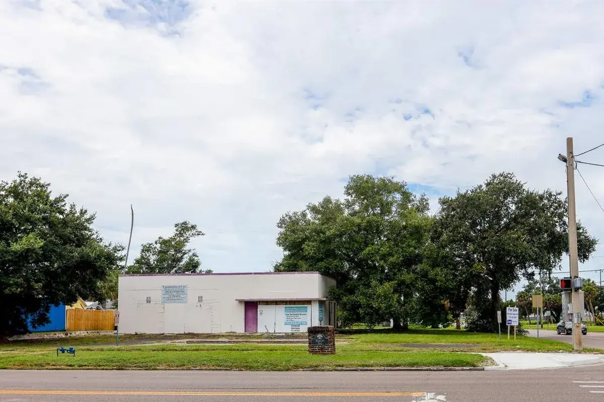 1246 N 16th Street, FL 33705