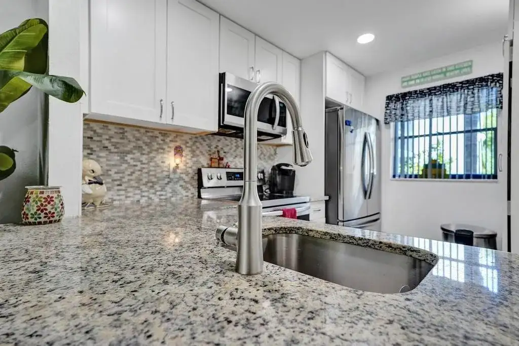 3060 Holiday Springs Boulevard # 106, Margate FL 33063 photo 2