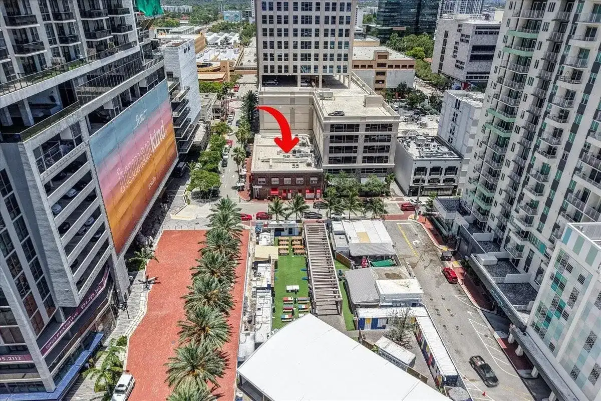 21 W Las Olas Boulevard, Fort Lauderdale FL 33301
