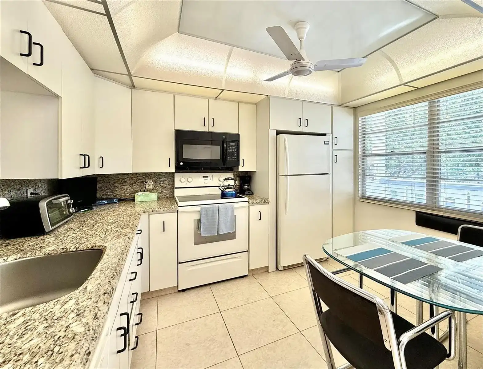 2504 Antigua Terrace # D2, Coconut Creek FL 33066