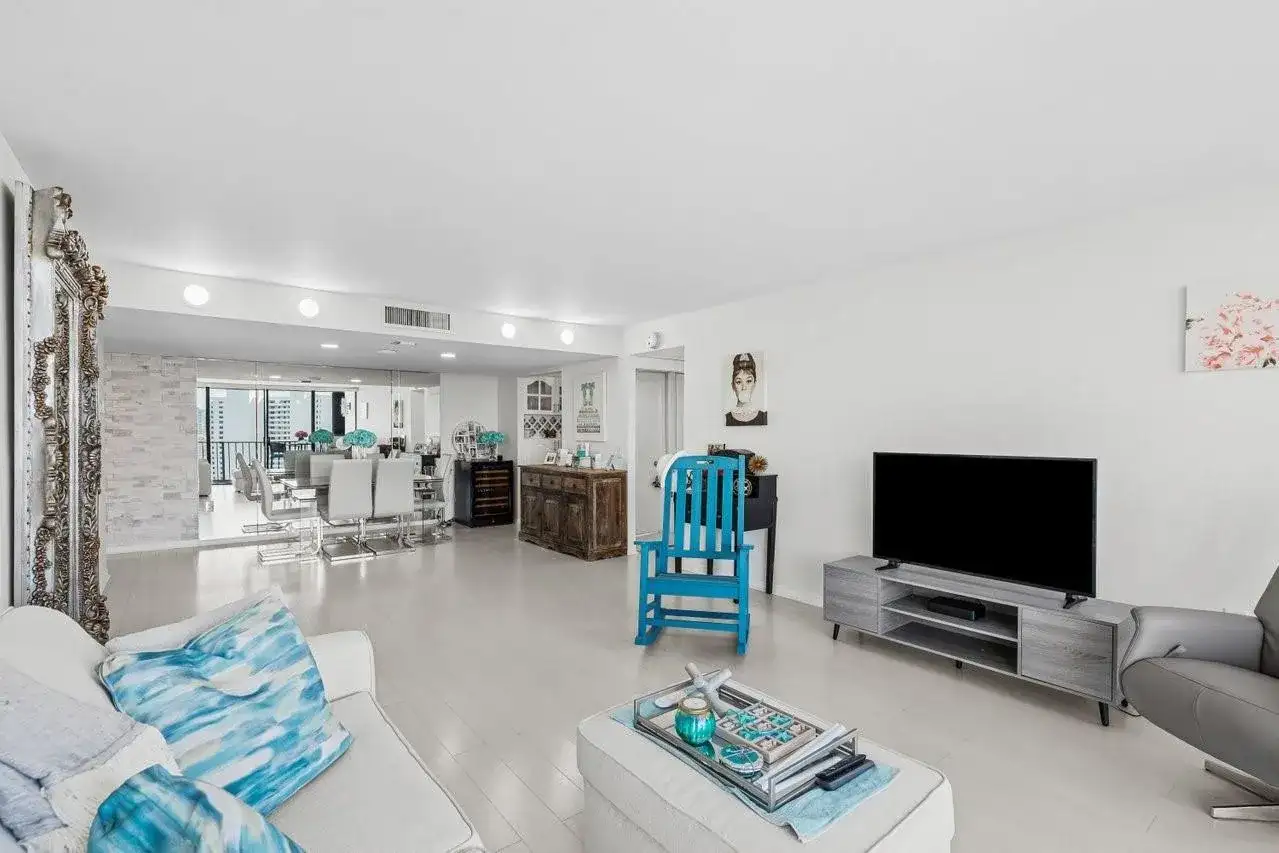 5600 N Flagler Drive # 2004, West Palm Beach FL 33407 photo 3