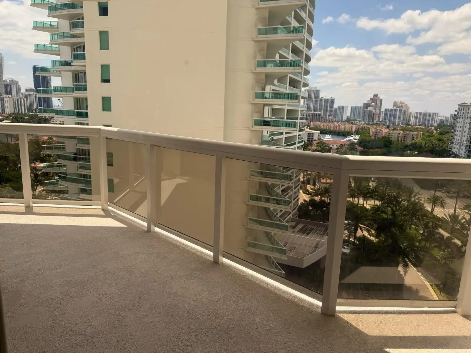 20185 E Country Club Drive # 1202, Aventura FL 33180 photo 5