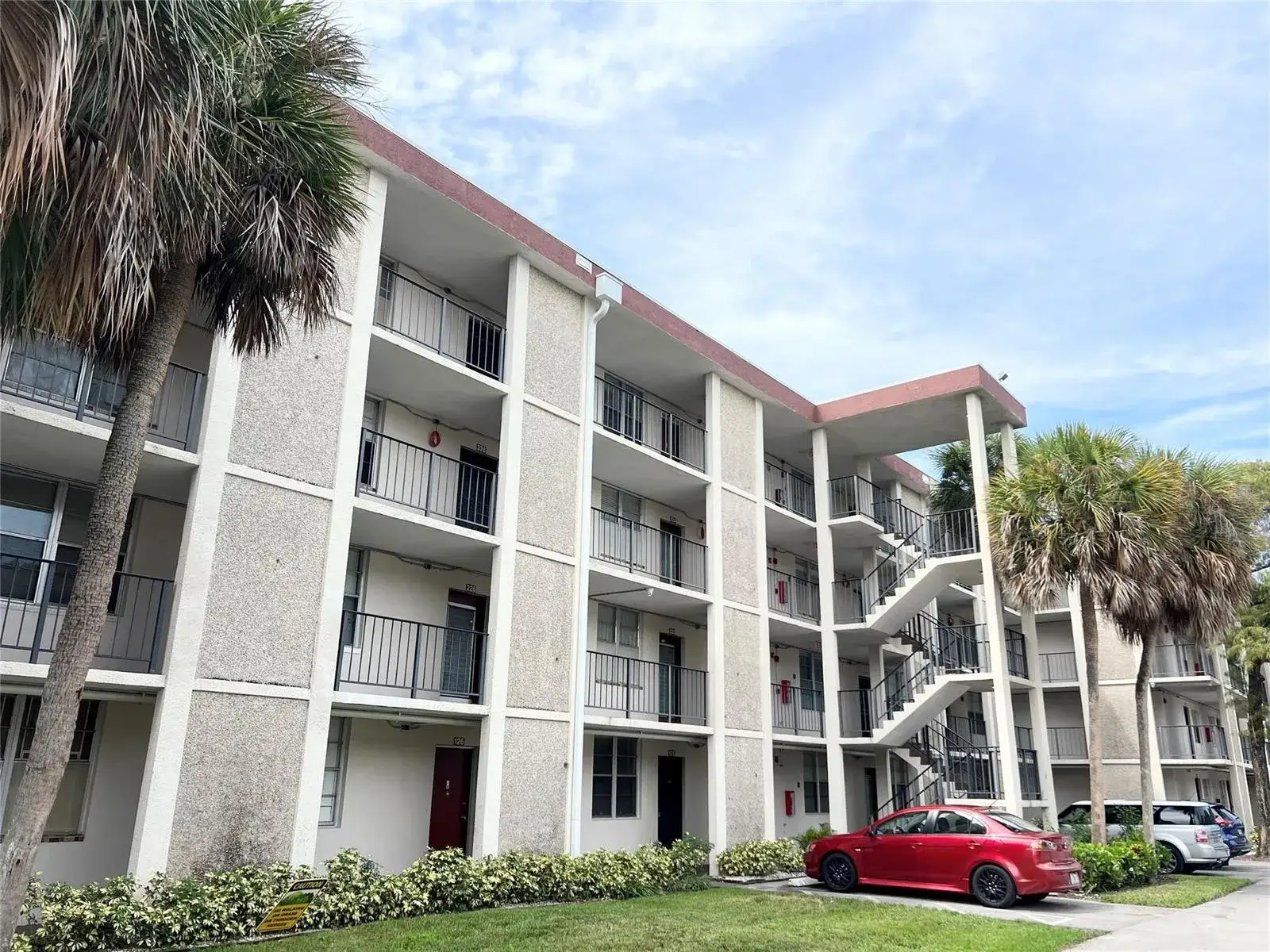 2650 NW 49th Avenue # 125, Lauderdale Lakes FL 33313