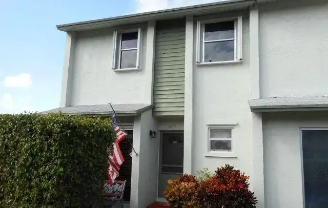 809 Crystal Lake Drive # 809, Deerfield Beach FL 33064 photo 2