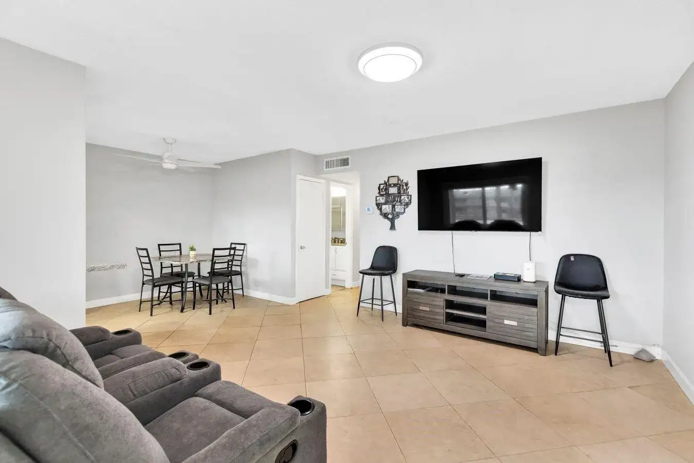 5300 Washington Street # D308, Hollywood FL 33021 photo 2