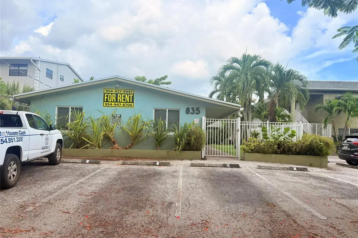 835 NE 18th Court, Fort Lauderdale FL 33305