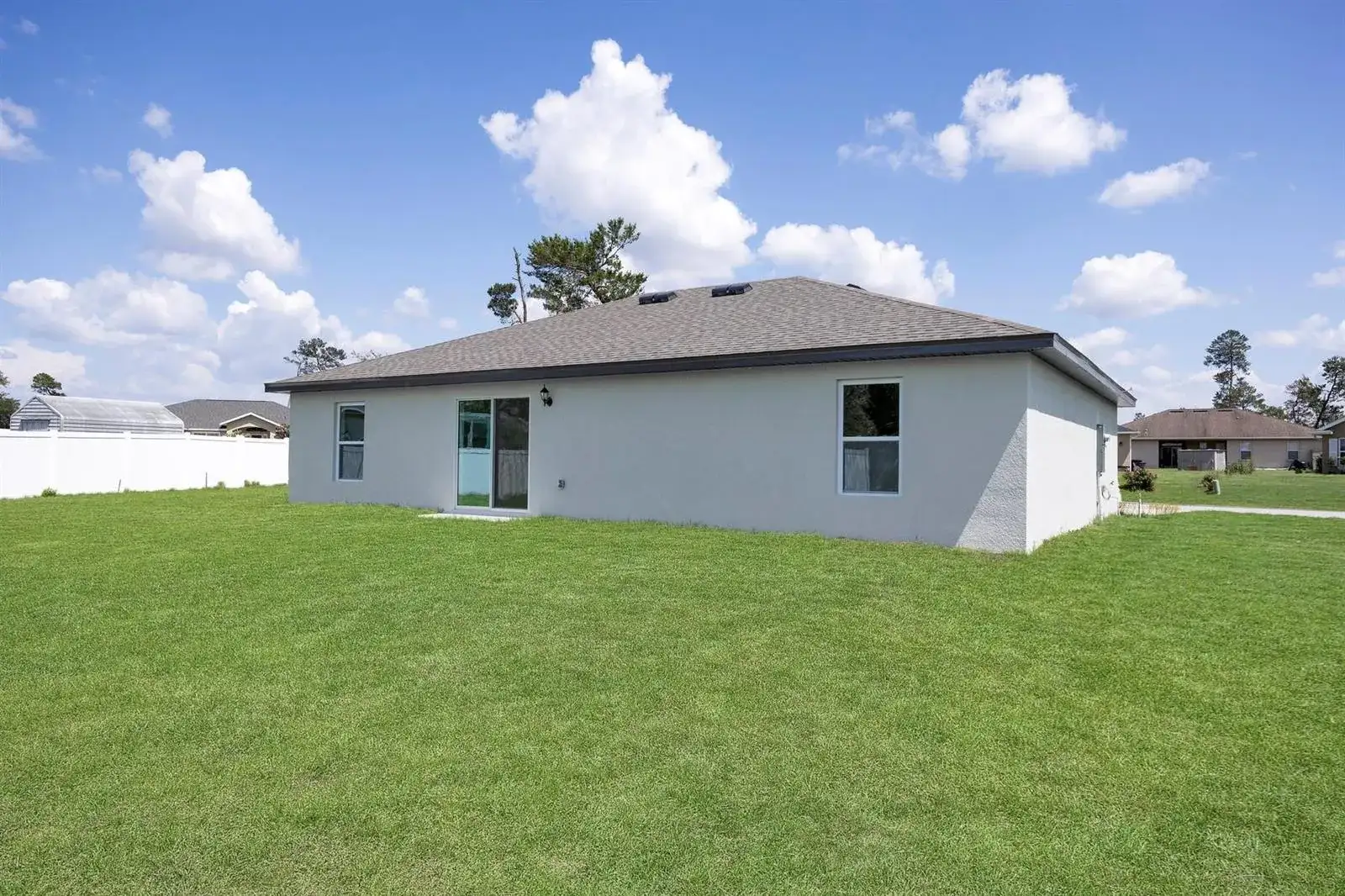 8045 105th Court, Vero Beach FL 32967 photo 3
