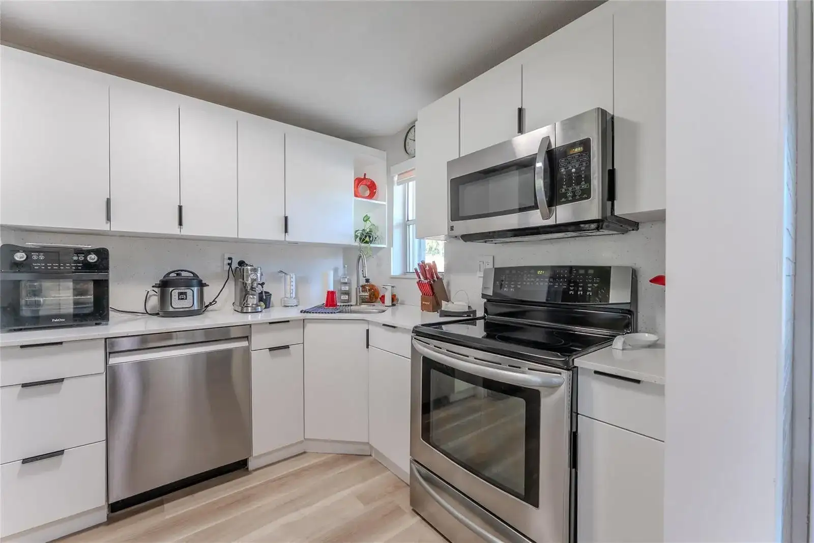 8900 Washington Boulevard # 115, Pembroke Pines FL 33025 photo 4