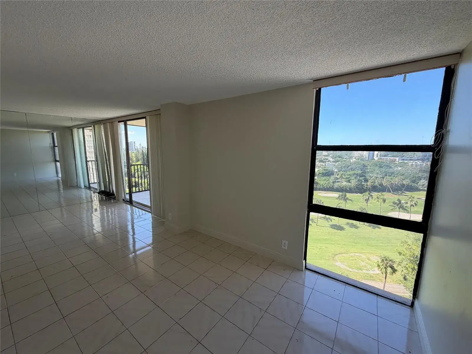 20335 W Country Club Drive # 1101, Aventura FL 33180 photo 3