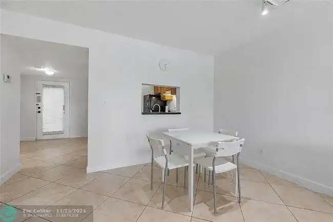 2800 Somerset Drive # J, Lauderdale Lakes FL 33311 photo 5