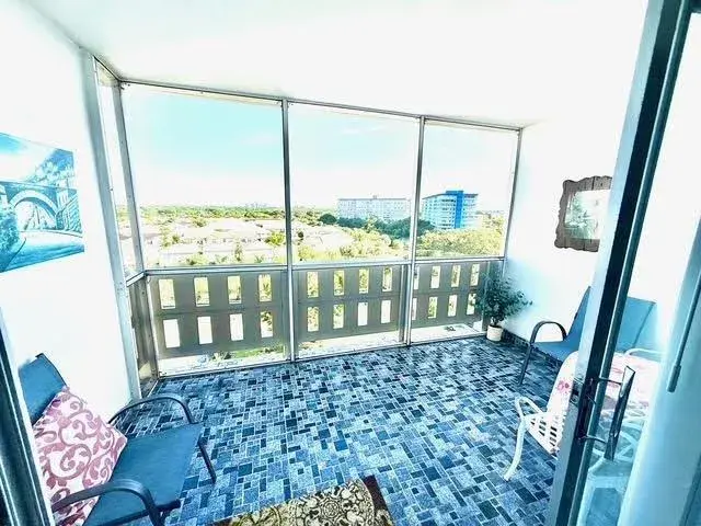 4330 Hillcrest Drive # 904, Hollywood FL 33021