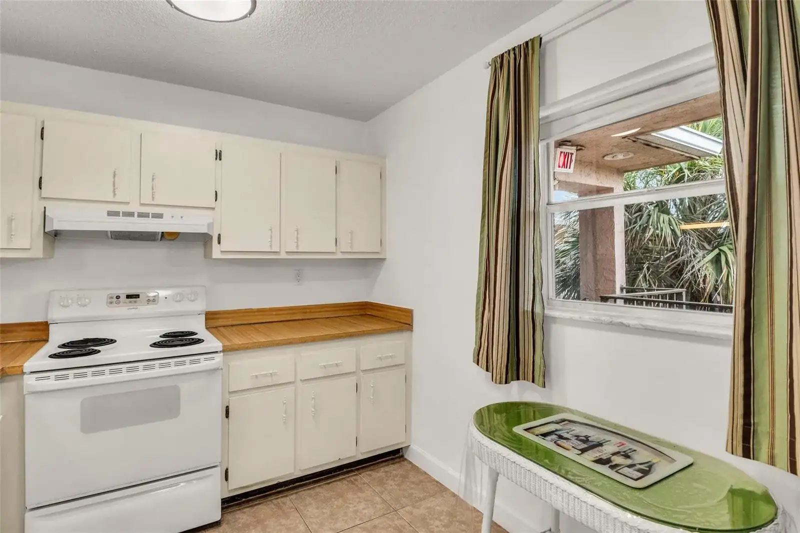 2840 Somerset Drive # 403, Lauderdale Lakes FL 33311 photo 5