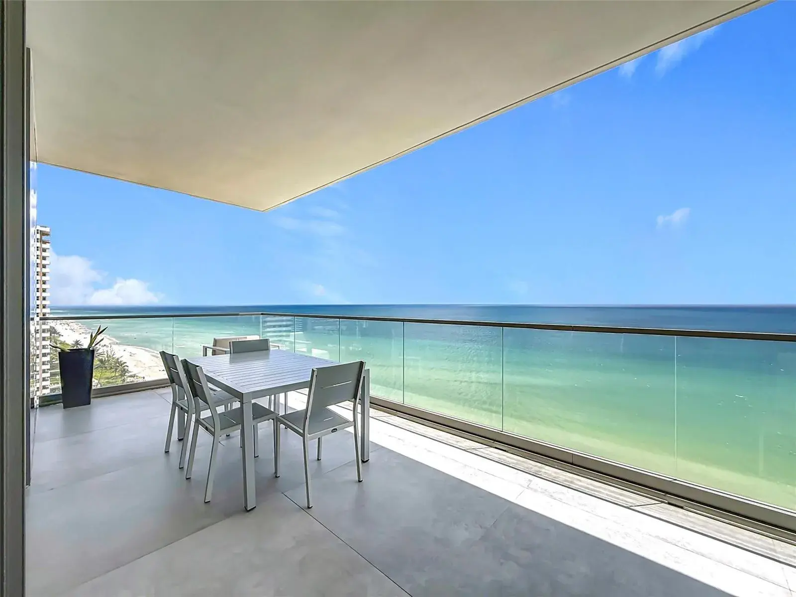 2000 S Ocean Drive # 12A, Hallandale Beach FL 33009
