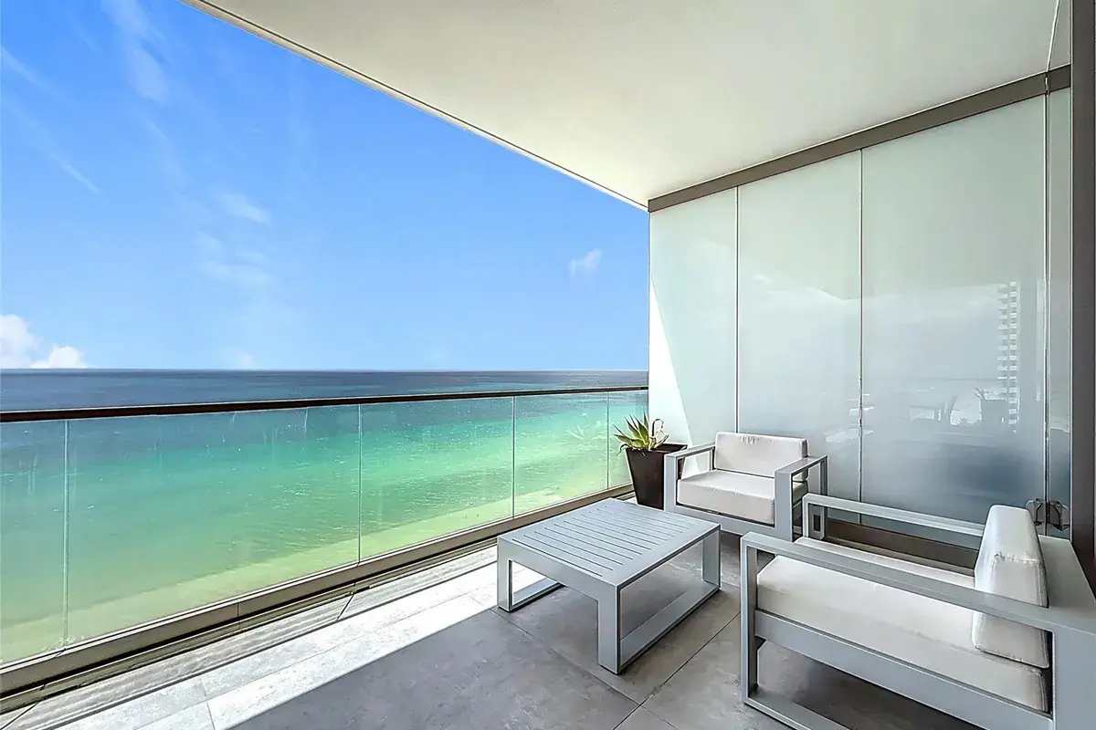 2000 S Ocean Drive # 12A, Hallandale Beach FL 33009