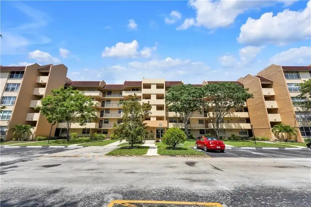 7080 Environ Boulevard # 522, Lauderhill FL 33319 photo 2