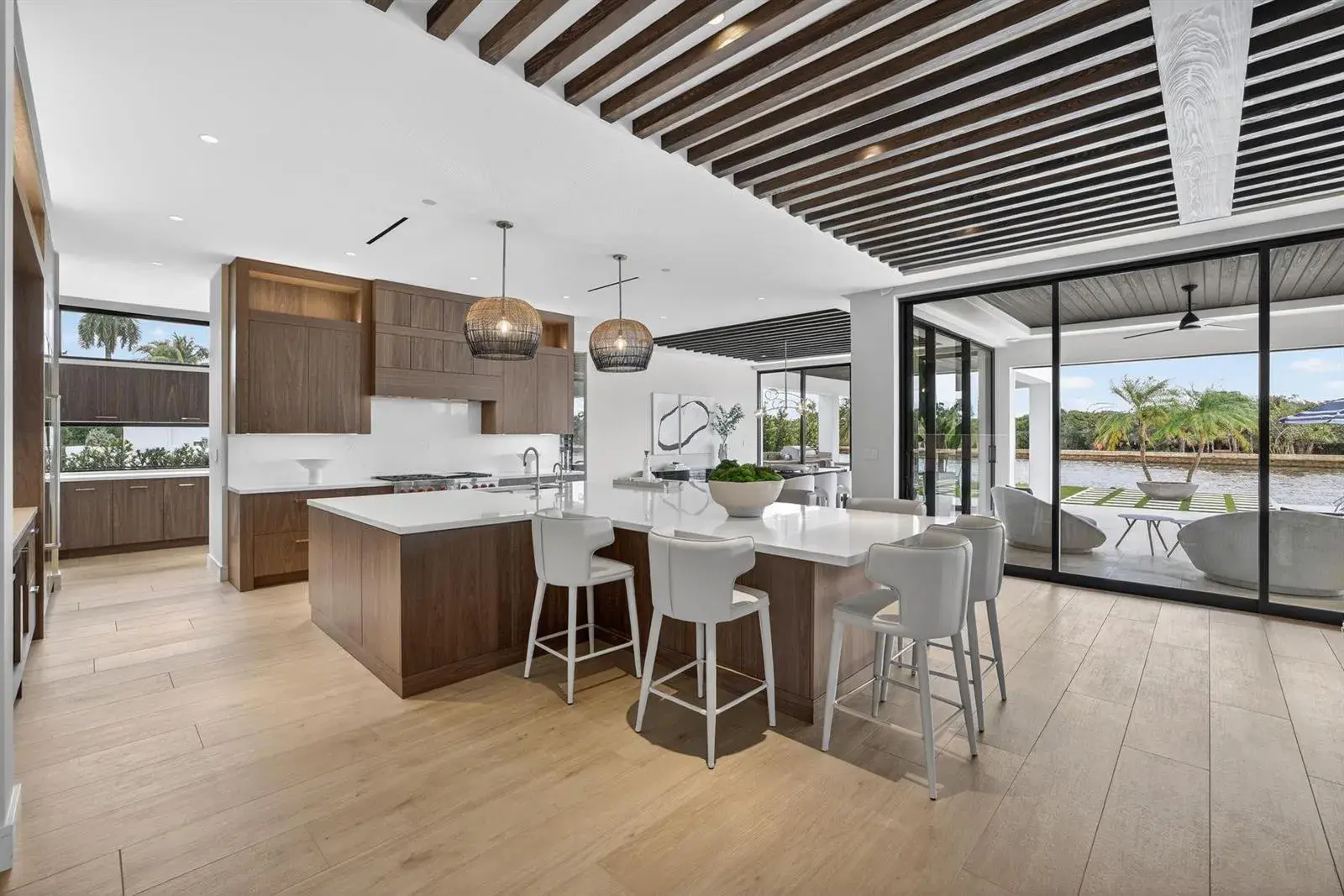 1918 Intracoastal Drive, Fort Lauderdale FL 33305