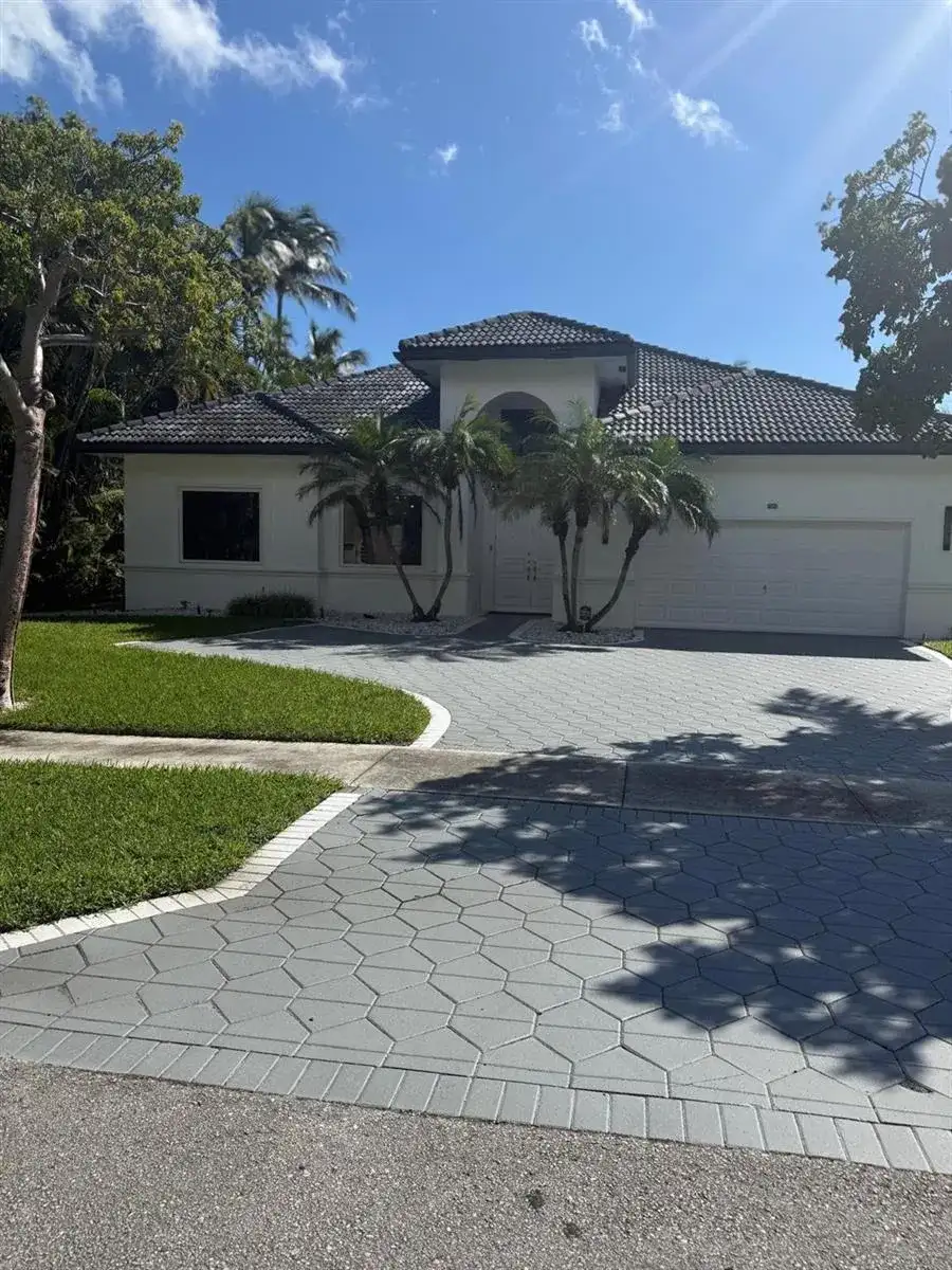 830 Bailey Street, Boca Raton FL 33487 photo 2