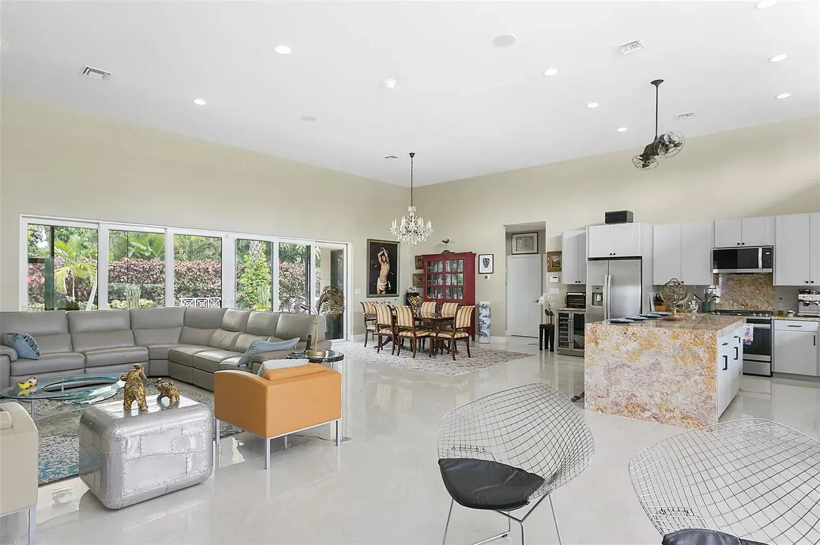 2701 NE 2nd Avenue, Wilton Manors FL 33334