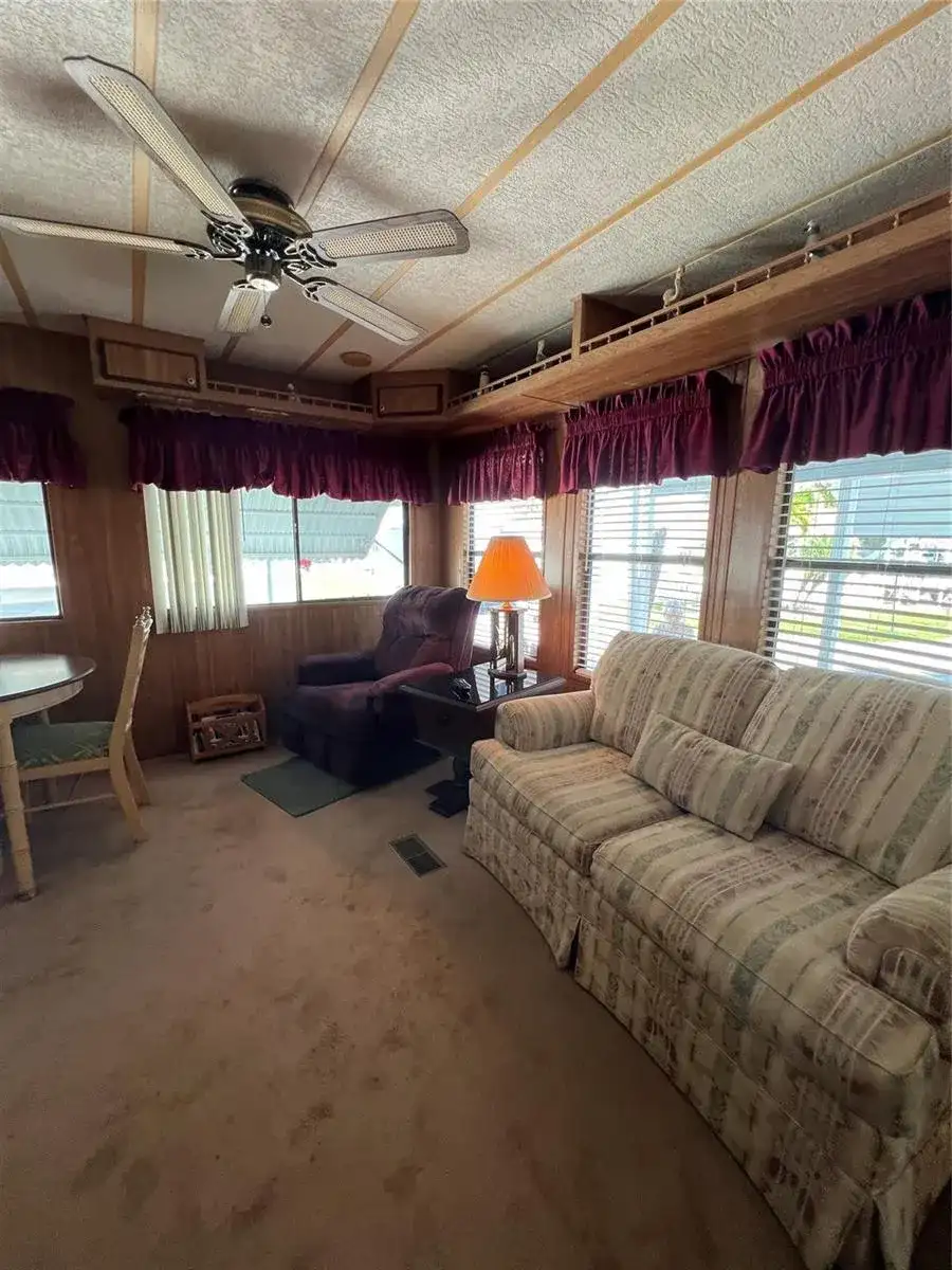 6494 SE 54th Lane, Okeechobee FL 34974 photo 5