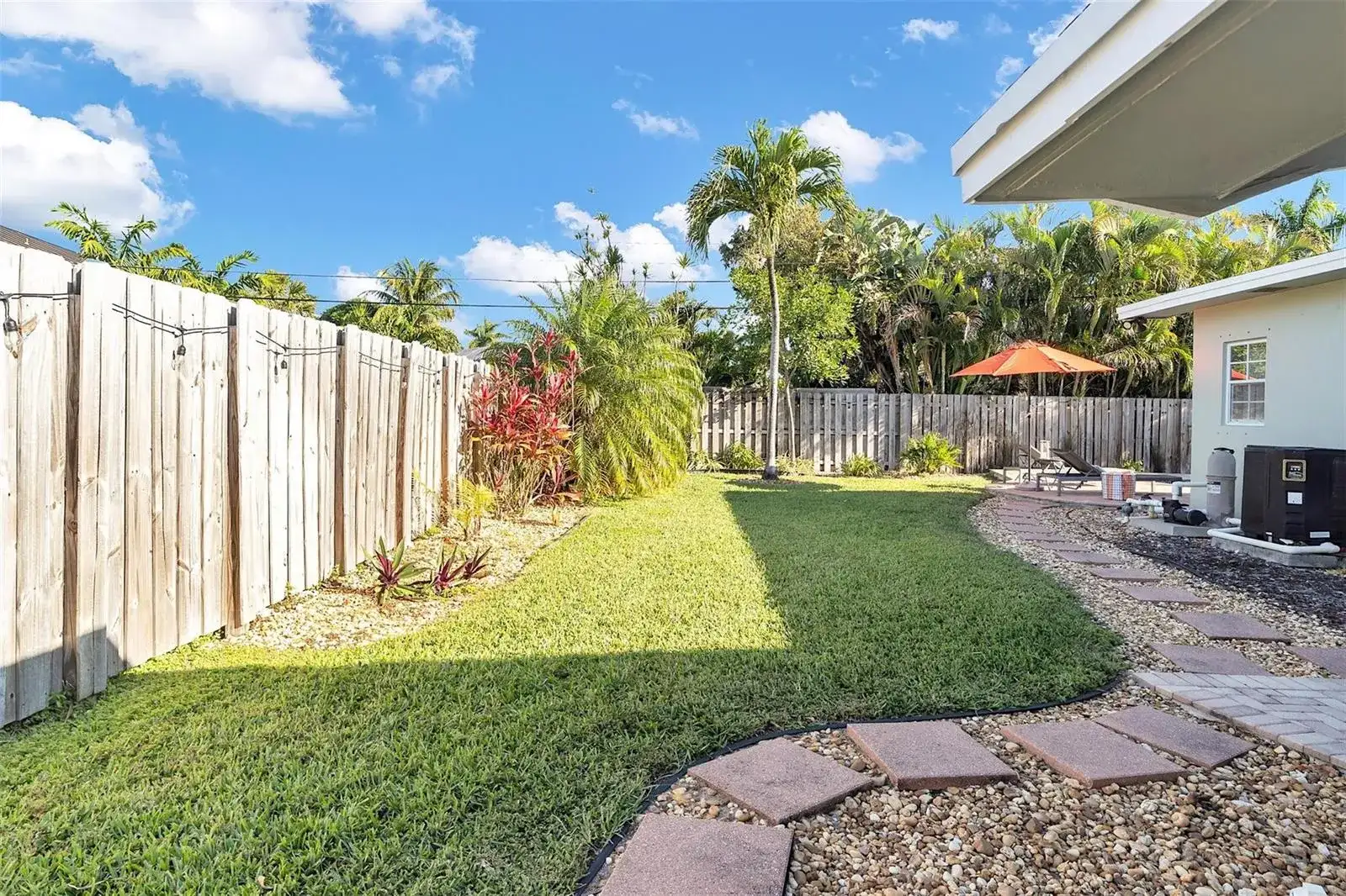 3221 Seaward Drive, Lauderdale By The Sea FL 33062 photo 4