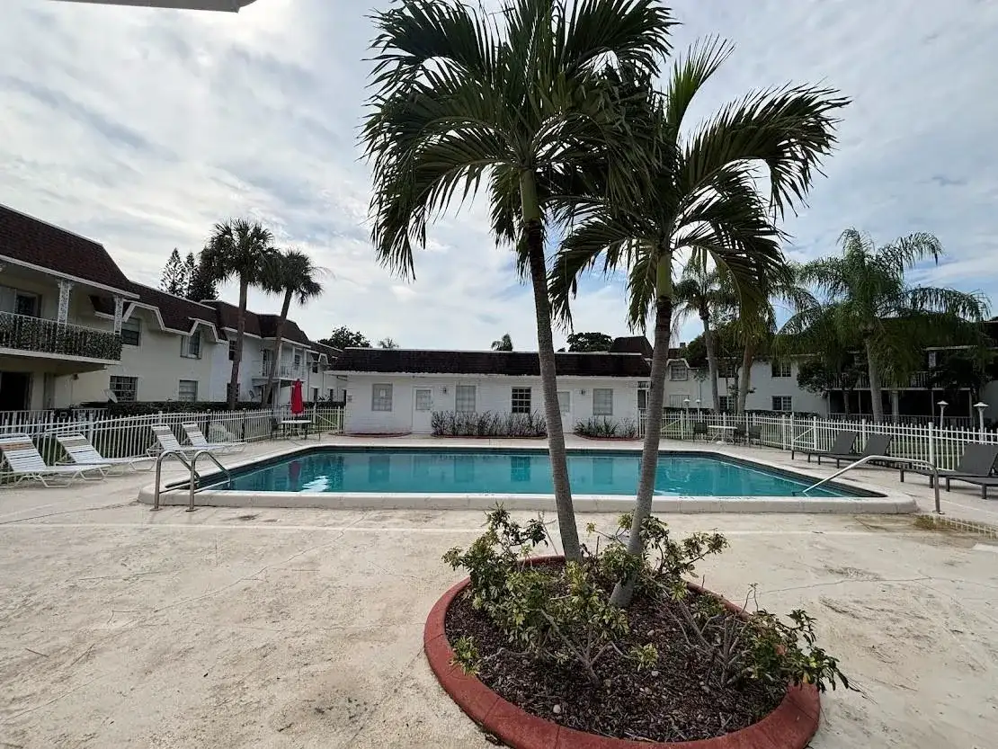 700 SE 2nd Avenue # 409, Deerfield Beach FL 33441 photo 3