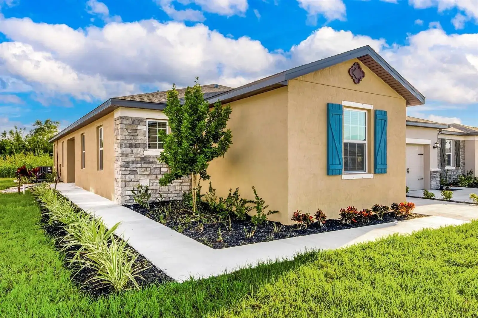 5401 Gladness Court, Fort Pierce FL 34947 photo 2